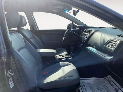 Used 2019 Subaru Outback 2.5i Limited AWD/4WD image 15