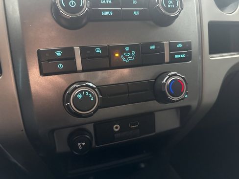 Used 2012 Ford F150 XLT w/ XLT Custom Pkg image 28