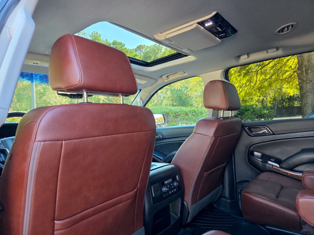 Used 2019 Chevrolet Tahoe Premier w/ Premier Plus Edition AWD/4WD image 28