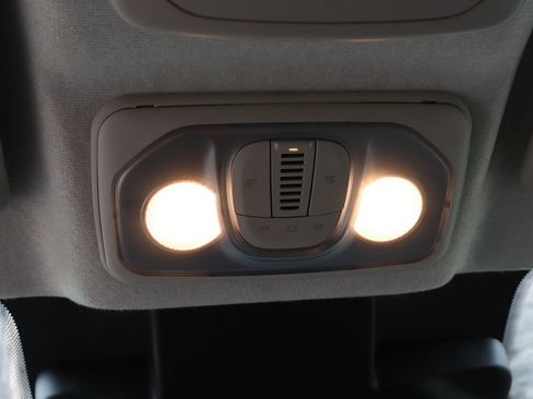 Used 2023 RAM ProMaster 3500 FWD image 32