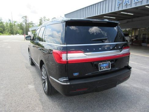 Used 2021 Lincoln Navigator Reserve w/ Luxury Package AWD/4WD image 3