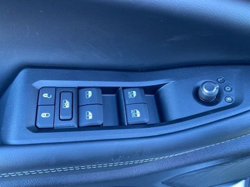 New 2025 Jeep Grand Cherokee Limited image 10