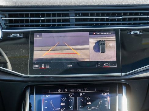 Used 2023 Audi Q8 Premium Plus w/ Premium Plus Package AWD/4WD image 17