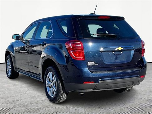 Used 2017 Chevrolet Equinox LS image 4