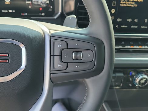 Used 2026 GMC Sierra 1500 SLT w/ SLT Premium Plus Package AWD/4WD image 23