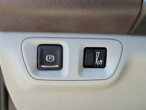 Used 2018 GMC Acadia SLT FWD image 14