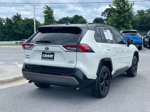 Used 2021 Toyota RAV4 XSE AWD/4WD image 7