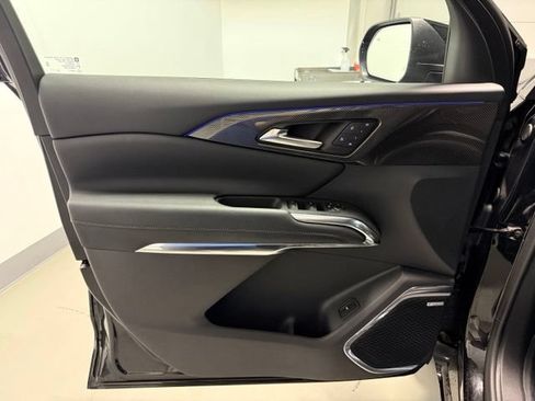 Used 2026 Chevrolet Traverse High Country w/ LPO, Floor Liner Package AWD/4WD image 12