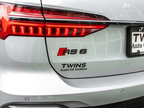 Used 2023 Audi RS 6 AWD/4WD image 41