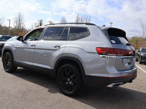 New 2026 Volkswagen Atlas SE image 5