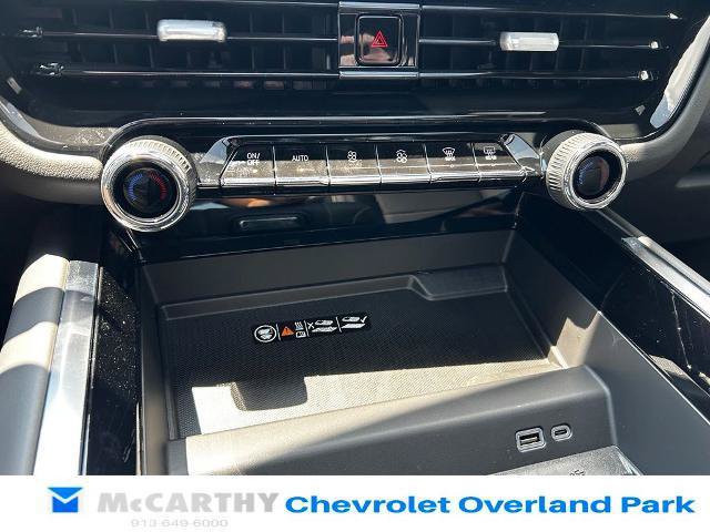 New 2026 Chevrolet Tahoe Premier w/ Sun And Tow Package AWD/4WD image 14