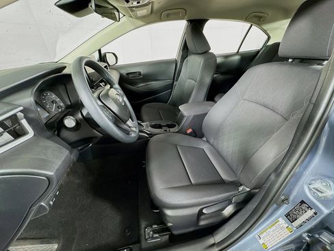 Certified 2025 Toyota Corolla LE image 14
