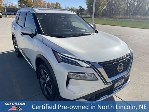 Used 2021 Nissan Rogue Platinum image 6