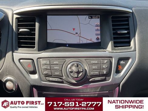 Used 2018 Nissan Pathfinder SL w/ Midnight Edition Package AWD/4WD image 16