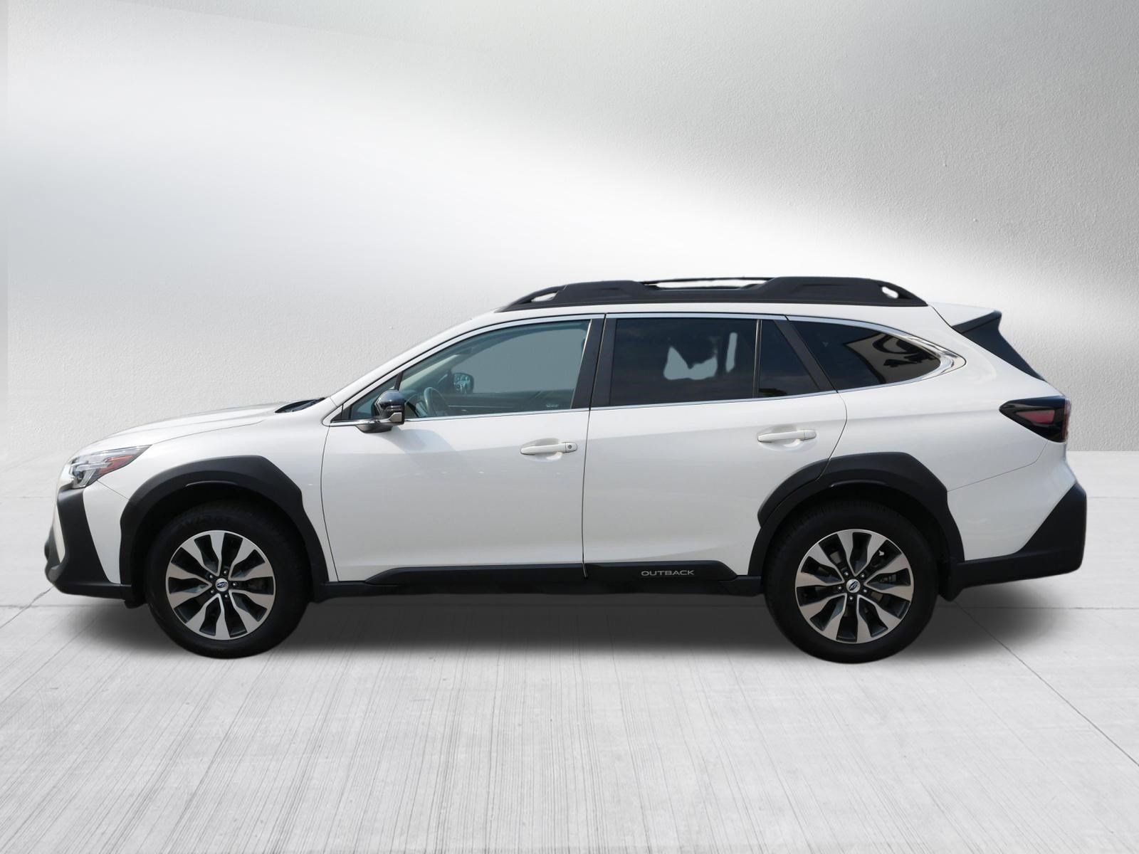 Used 2024 Subaru Outback Limited AWD/4WD image 4