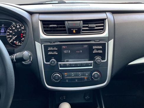 Used 2018 Nissan Altima 2.5 S w/ S Convenience Package FWD image 7