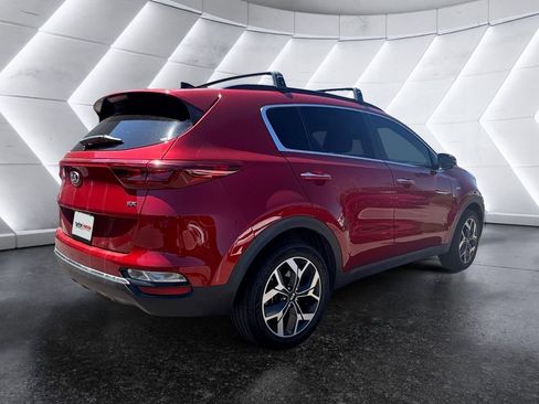 Used 2022 Kia Sportage EX AWD/4WD image 4