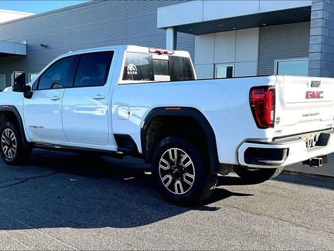 Used 2023 GMC Sierra 2500 AT4 w/ AT4 Premium Plus Package AWD/4WD image 3