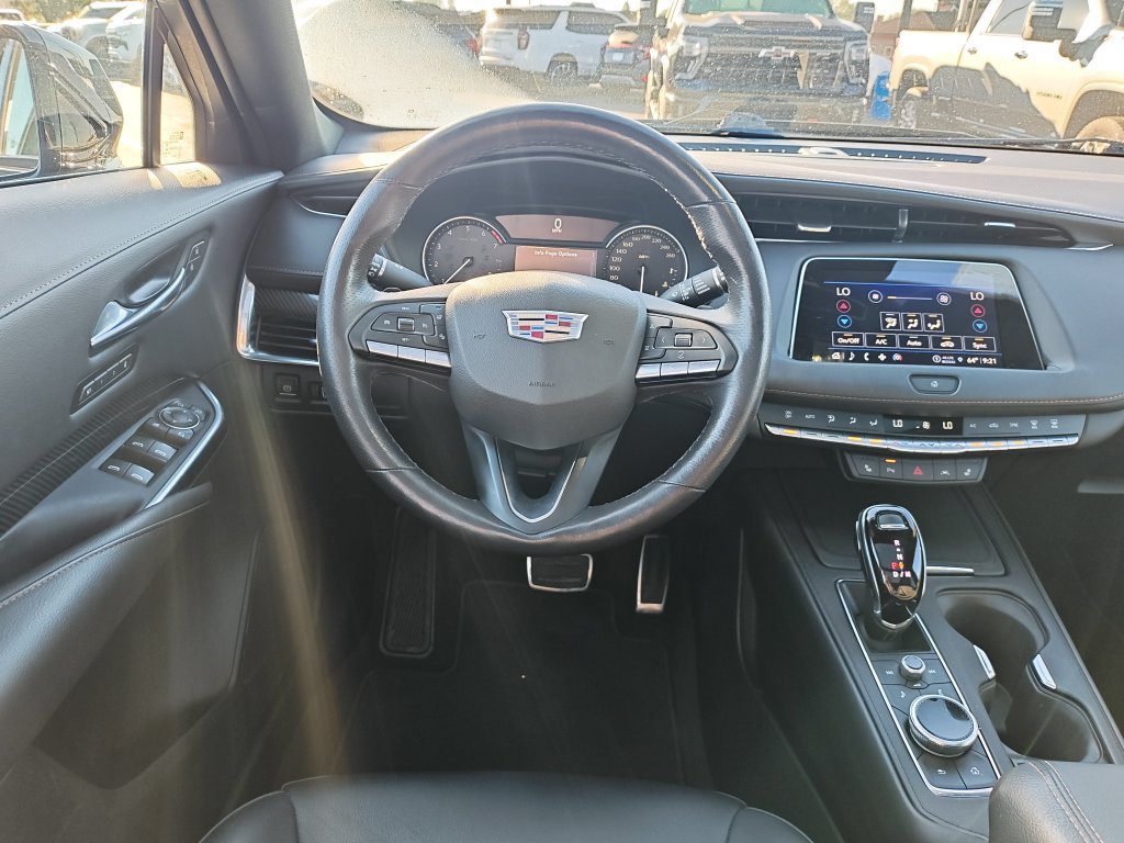 Used 2023 Cadillac XT4 Sport w/ Trailering Package AWD/4WD image 18