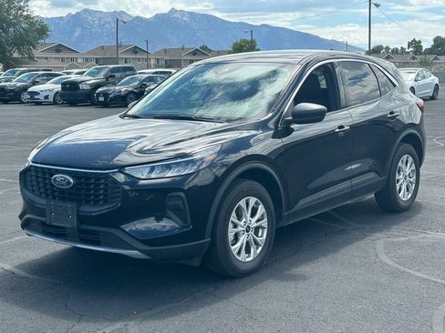 Used 2024 Ford Escape Active AWD/4WD image 8