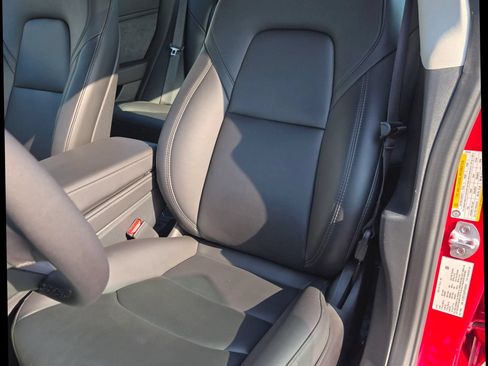 Used 2023 Tesla Model 3 Standard Range RWD image 6