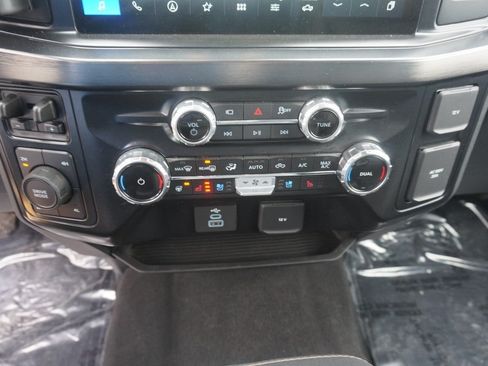 Used 2025 Ford F250 Lariat AWD/4WD image 12