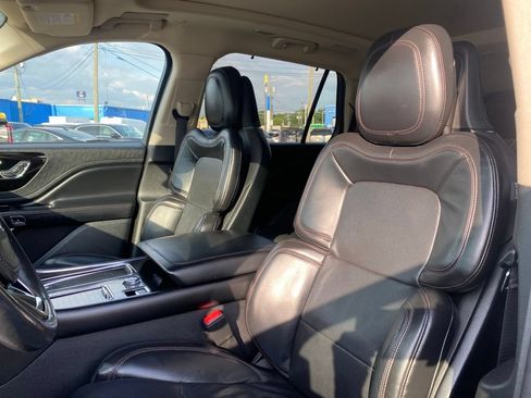 Used 2020 Lincoln Aviator Reserve w/ Equipment Group 201A AWD/4WD image 11