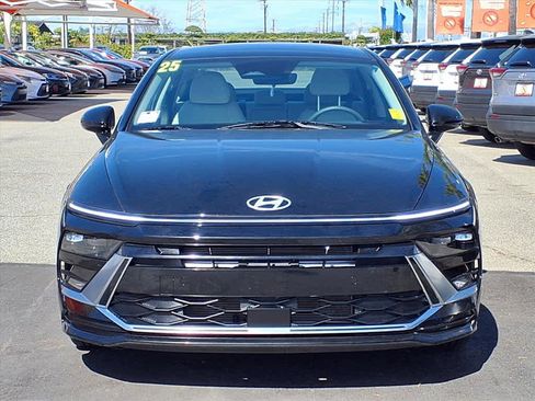 Used 2025 Hyundai Sonata SEL image 2