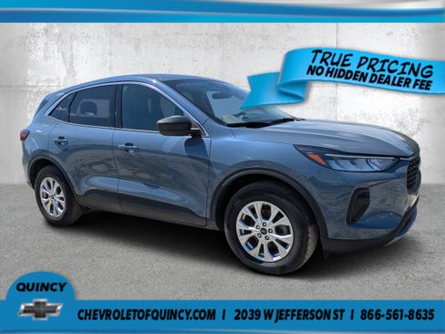 Used 2023 Ford Escape Active w/ Tech Pack #1 AWD/4WD image 1
