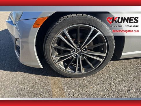 Used 2013 Scion FR-S image 15