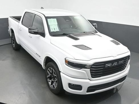 Used 2025 RAM 1500 Laramie w/ Sport Appearance Package AWD/4WD image 43