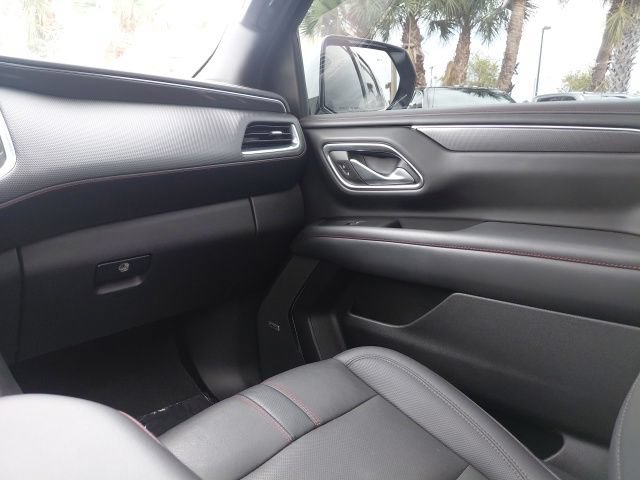 Used 2022 Chevrolet Tahoe RST w/ Luxury Package RWD image 19