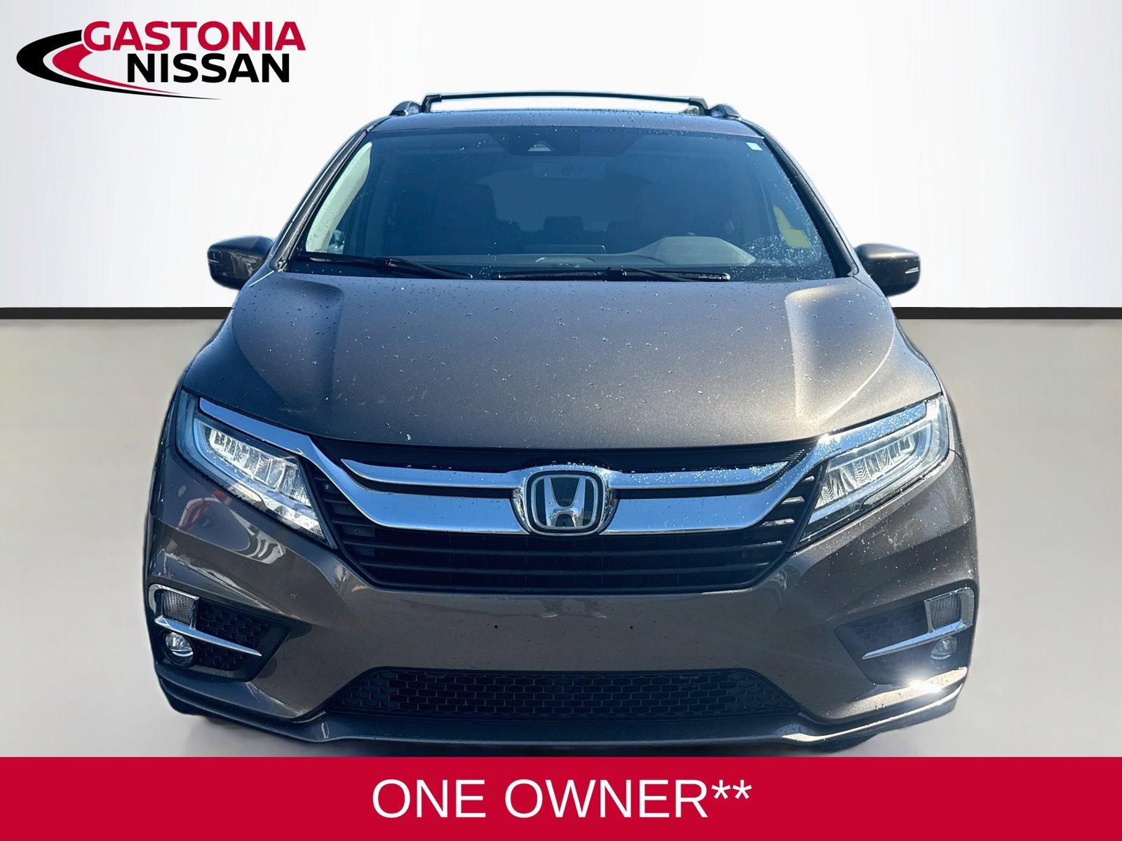Used 2018 Honda Odyssey Touring image 2