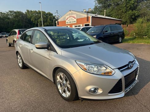 Used 2012 Ford Focus SEL FWD image 3