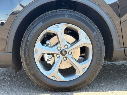 Used 2025 Ford Escape ST-Line FWD image 8