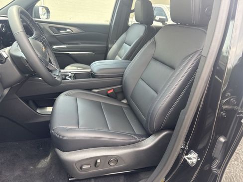 New 2026 Chevrolet Traverse LT w/ Driver Confidence Package AWD/4WD image 10