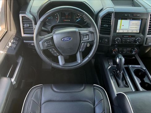 Used 2018 Ford F150 XLT w/ Equipment Group 302A Luxury image 6