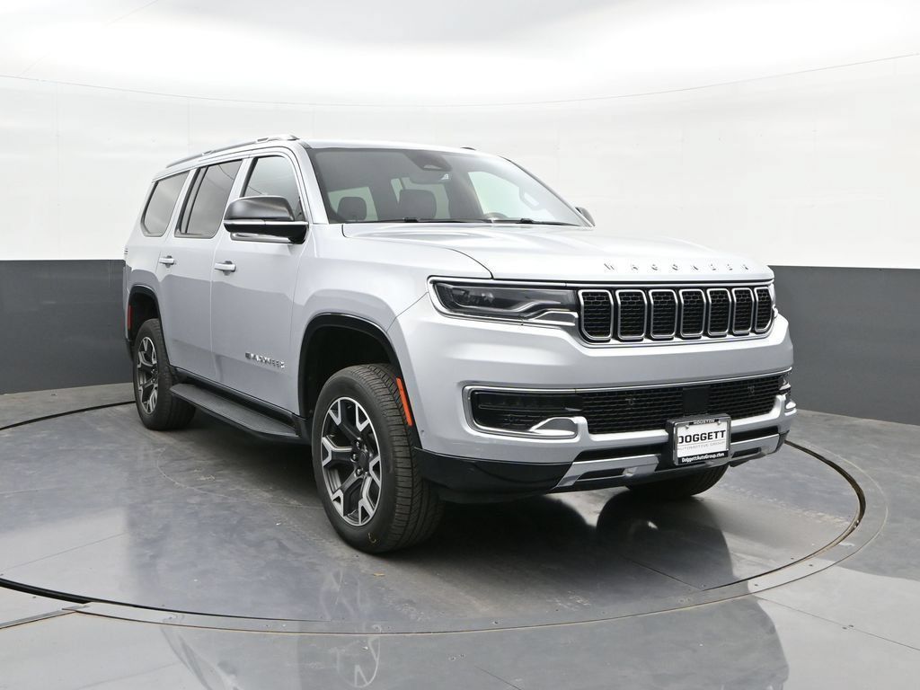 Used 2024 Jeep Wagoneer Series III AWD/4WD image 22
