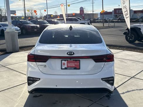 Used 2021 Kia Forte Sedan image 4