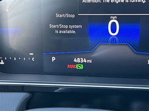 Certified 2025 Volkswagen Jetta S image 28