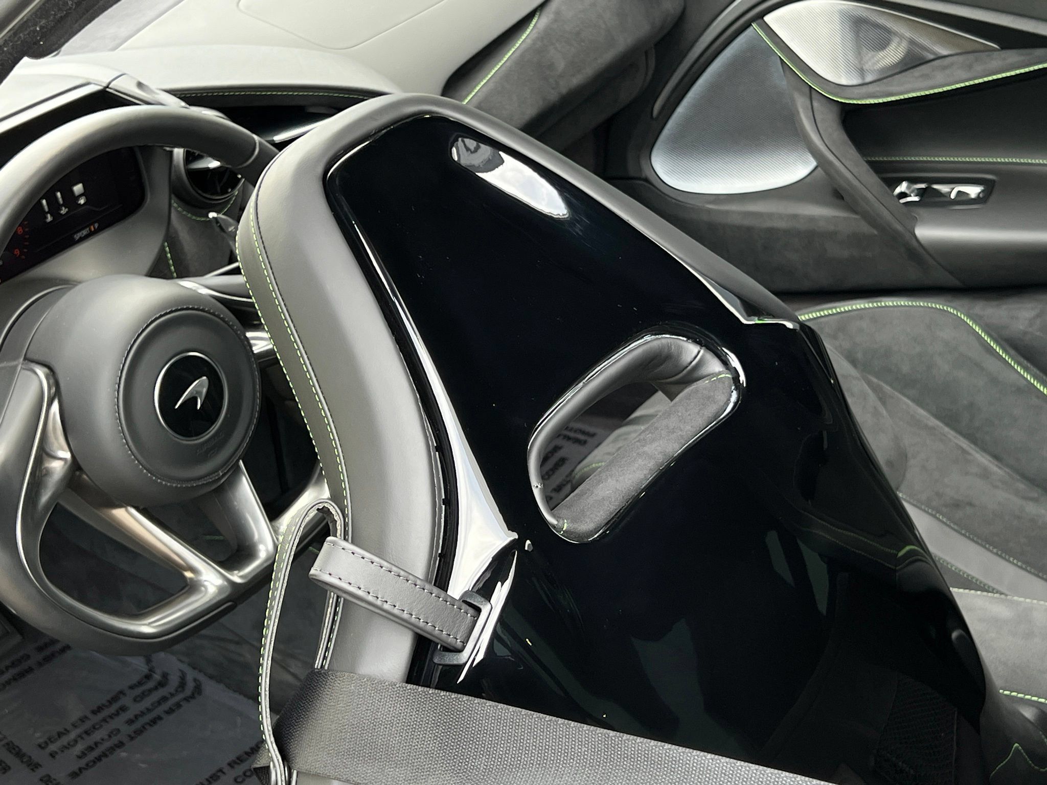 Used 2024 McLaren 750S RWD image 41