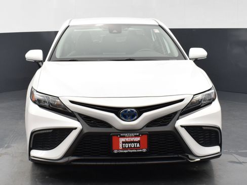 Used 2024 Toyota Camry SE w/ Cold Weather Package image 7