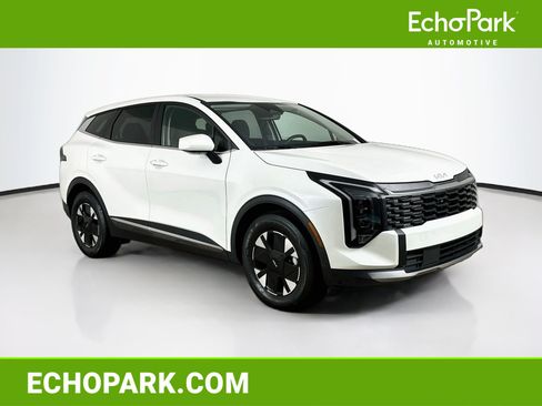 Used 2026 Kia Sportage LX FWD image 1