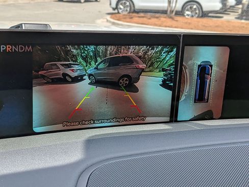 New 2026 Lincoln Navigator L Reserve AWD/4WD image 13