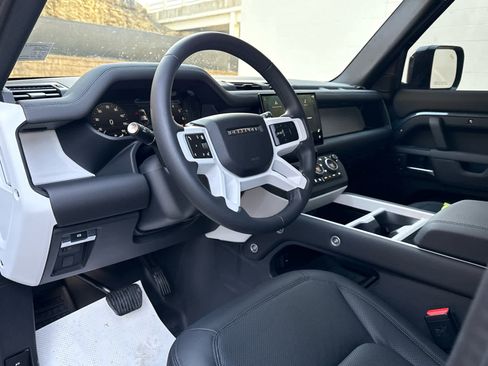 Certified 2025 Land Rover Defender 110 S image 10