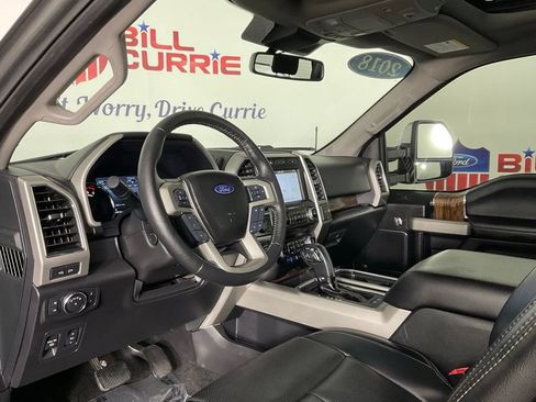 Used 2018 Ford F150 Lariat w/ Equipment Group 502A Luxury AWD/4WD image 12