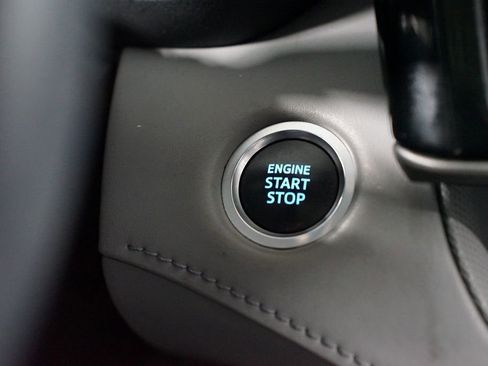 Certified 2021 Toyota Highlander Limited image 21