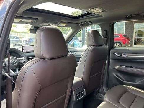 New 2025 MAZDA CX-5 Signature image 30