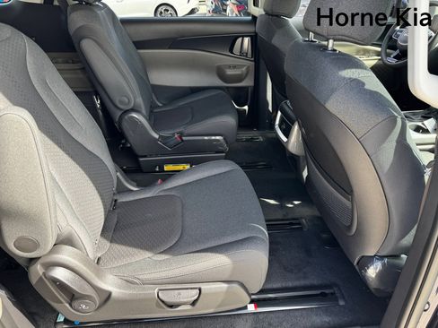 New 2026 Kia Carnival LX image 19