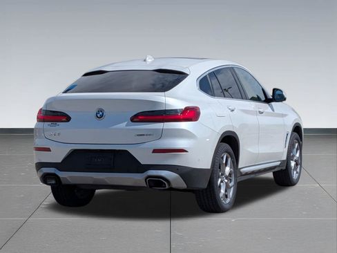 Used 2024 BMW X4 xDrive30i AWD/4WD image 5